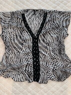 Sheer Milano Black & Gray Patterned V-Neck Blouse with Lace Trim
